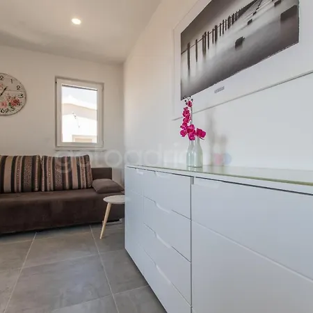 Apartman Sea View Leana *