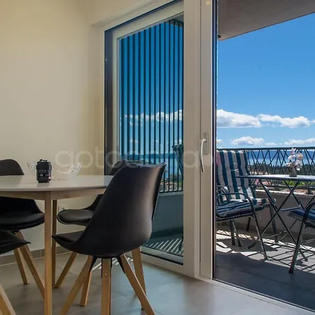 Sea View Leana Makarska