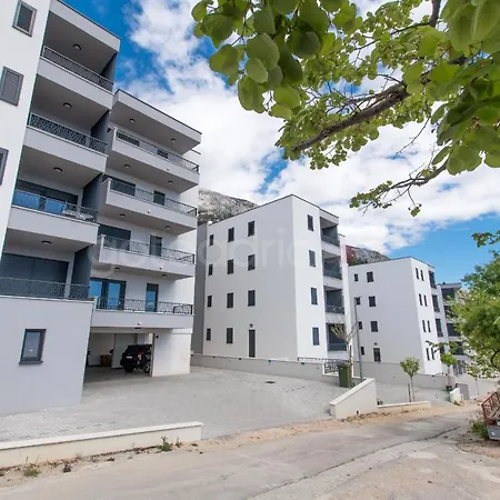 Sea View Leana Апартаменти Макарська