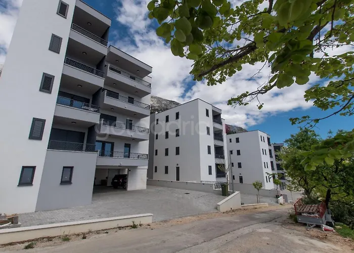 Sea View Leana Makarska