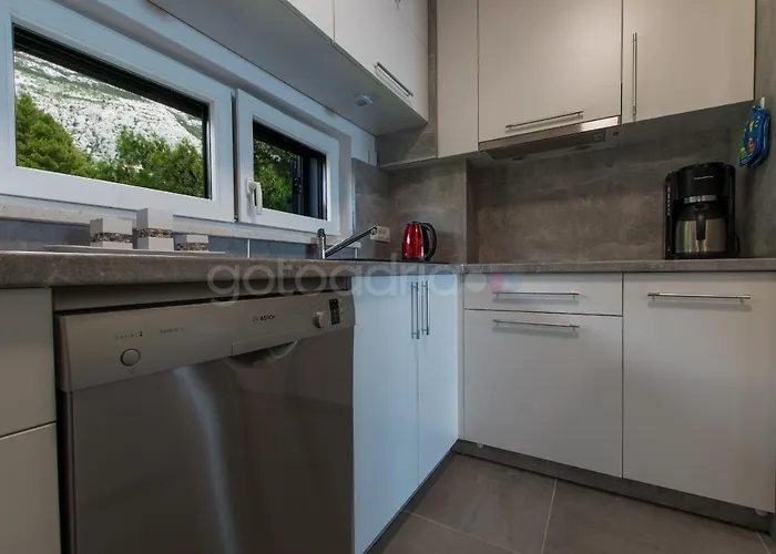 Sea View Leana Makarská