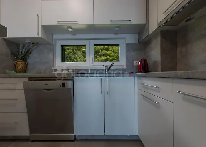 Sea View Leana Apartment Makarska