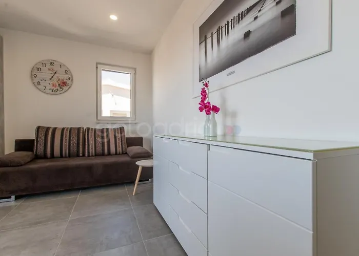 Apartmán Sea View Leana *